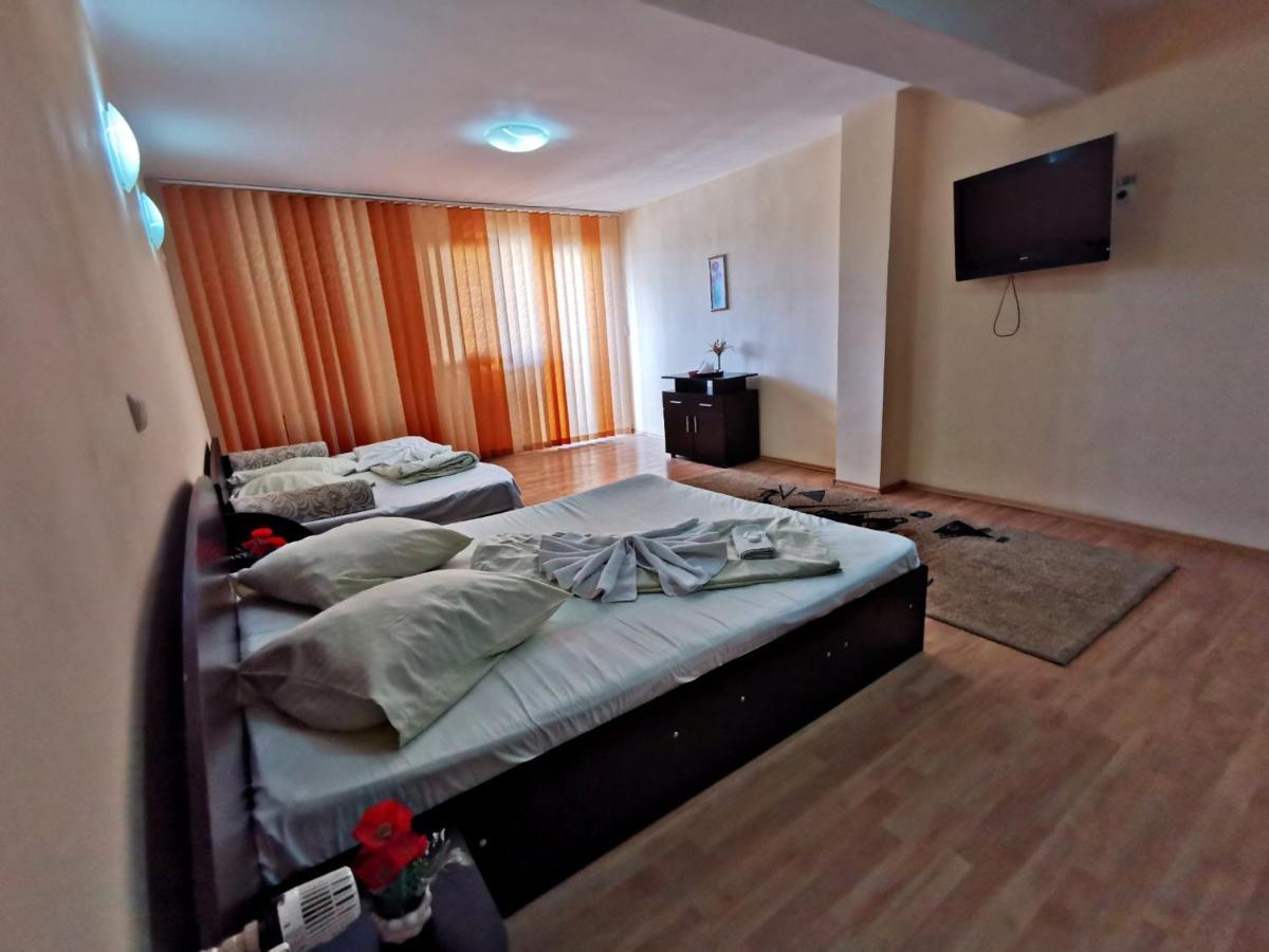 International Recola Motel Băneşti Exterior foto